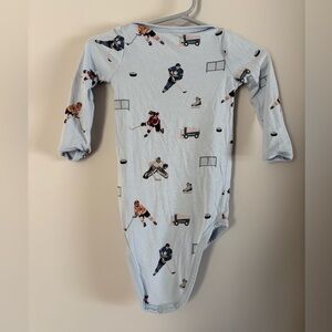 Kyte BABY Light Blue Hockey Print Bodysuit